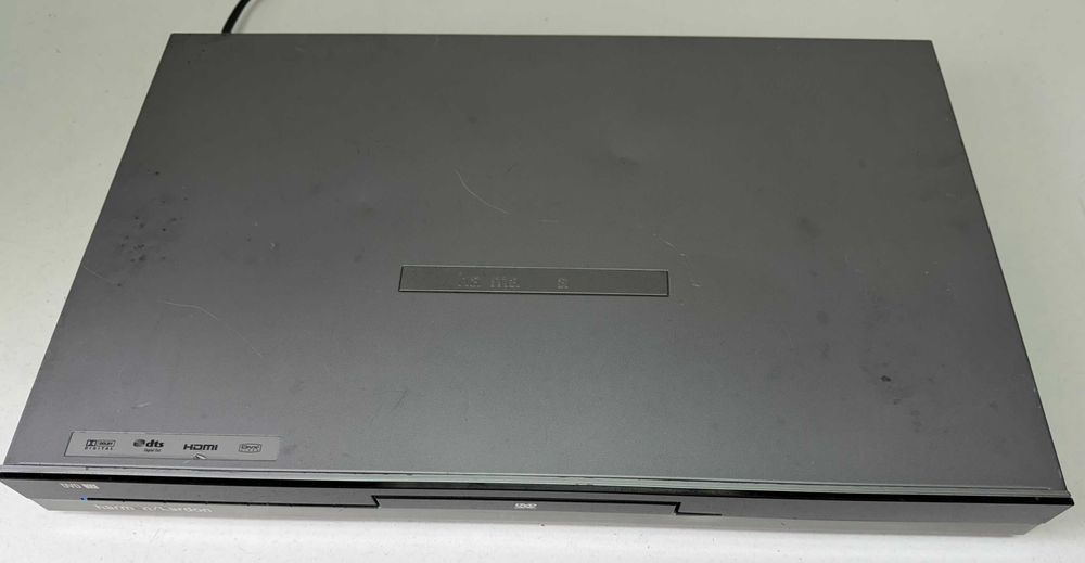 Harman Kardon DVD 37 - HDMI - Audiofil - 6 Ch Out - Design Slim CD player TOP DAC HDCD