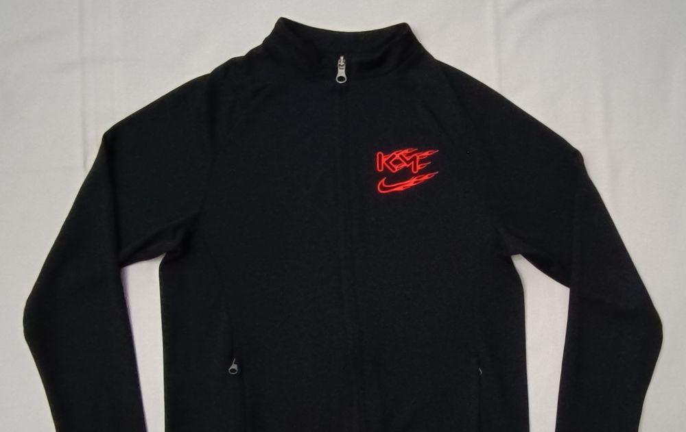 Nike DRI-FIT Kylian Mbappe Top оригинално горнище ръст 137-147см Найк