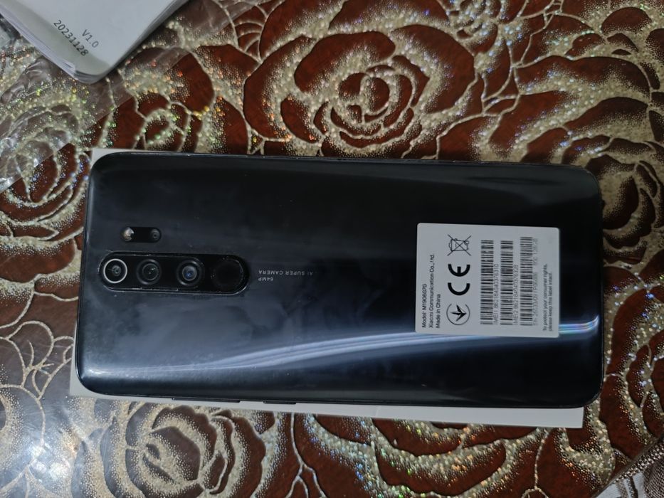 Redmi Note 8 pro  в хорошем качестве   коробка