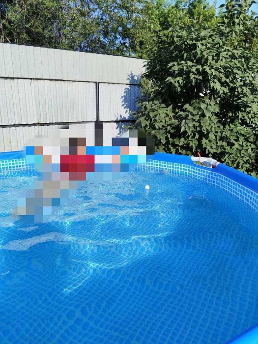 продам бассейн    в хорошем состоянии