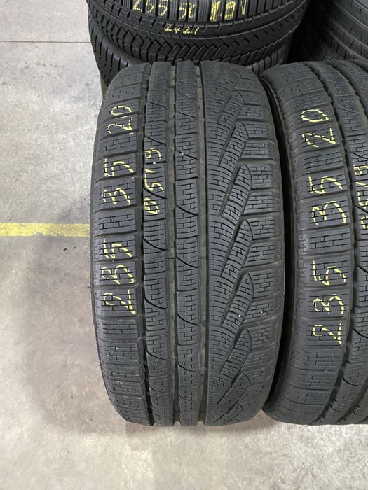Anvelope iarna 235/35/20 Pirelli Sottozero 2 235 35 20 R20