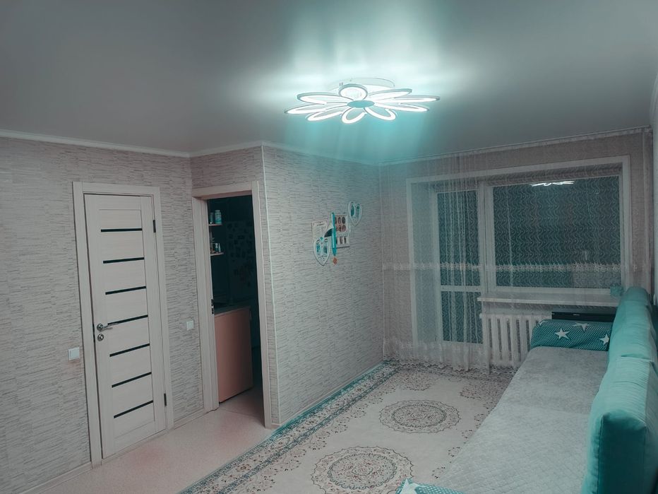 Продам 3 к  квартиру в центре