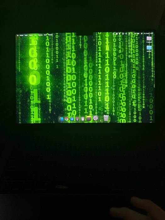 Macbook Air M2 / 8GB ОЗУ / 512 GB SSD / Midnight