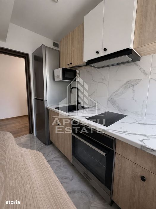 Apartament de vanzare cu 3 camere, 46 mp, zona Sagului