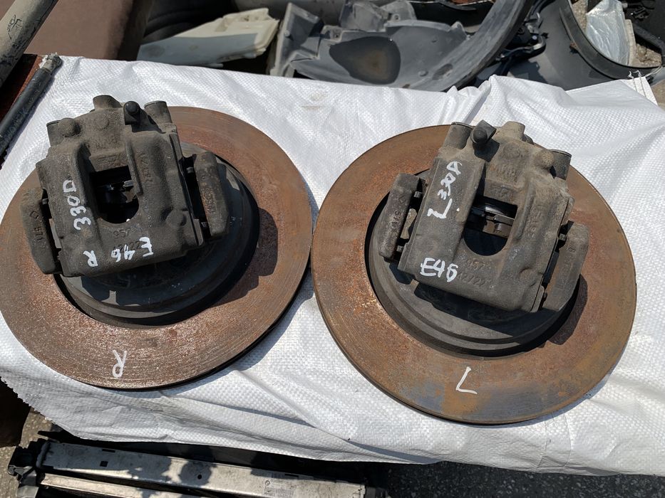 Задни апарати 330i/d с дискове и нови накладки
