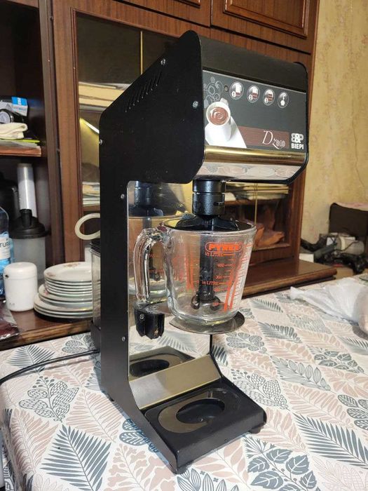 Аппарат для горячего шоколада (наверное)