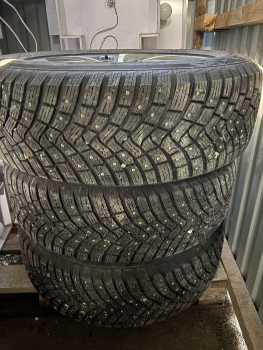 Шина зима 215/65 r17 Continental Ice 3