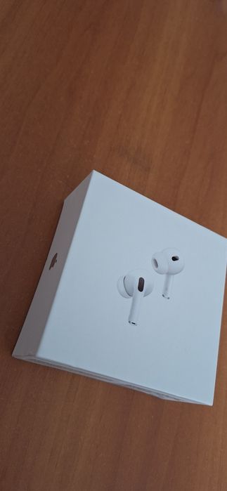 Vand airpods pro 2nd - noi sigilate - 650 lei usor negociabil