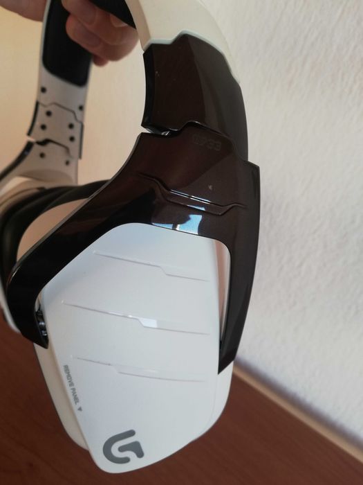 Logitech G933 геймърски слушалки бели