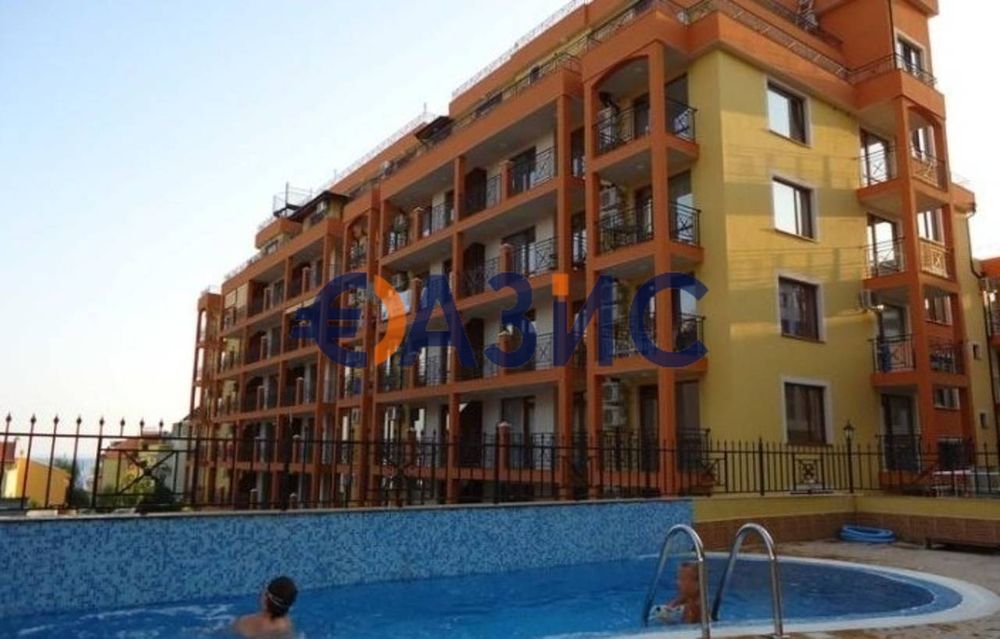 Продава се Двустаен апартамент в Свети Влас - 58 кв.м за 1319 €/кв.м - Снимка #14