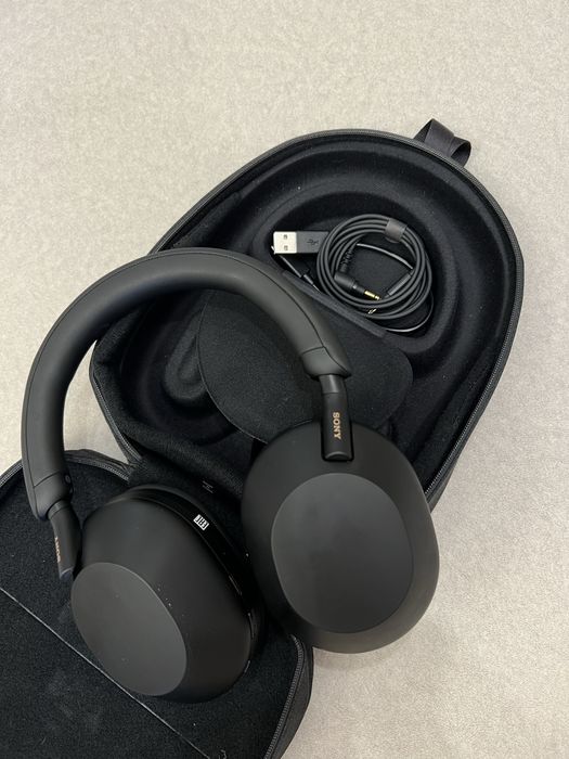 Наушники Sony WH-1000XM5