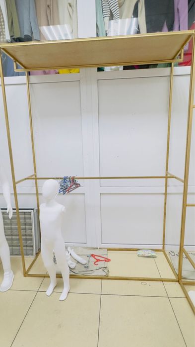 Продам железные стойки