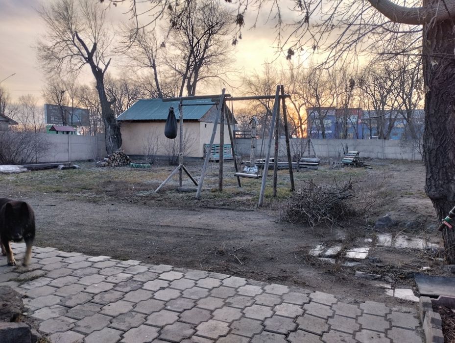 Продаётся дом в черте города.