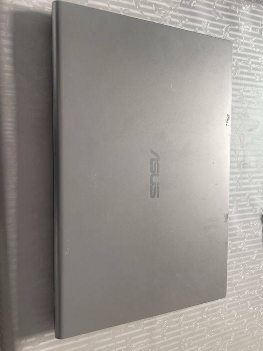 Ноутбук Асус продается