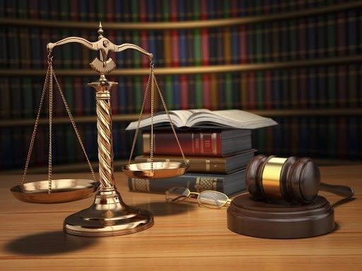 Адвокат со стажем.