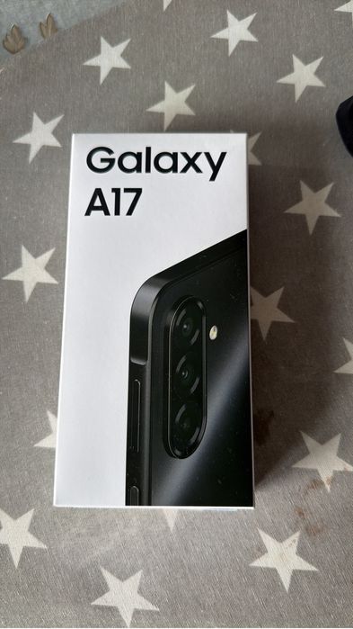 Продам самсунг А17 новый 256 с нарантией