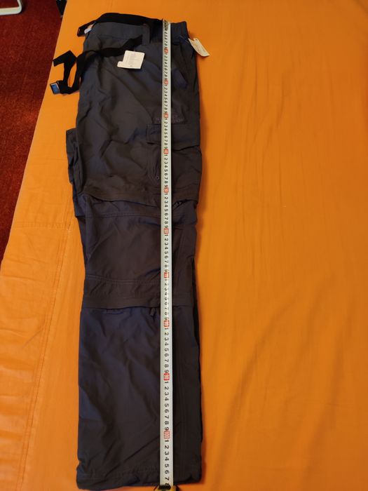 Продавам изгодно марков многофункционален панталон "C&A" - REGULAR FIT