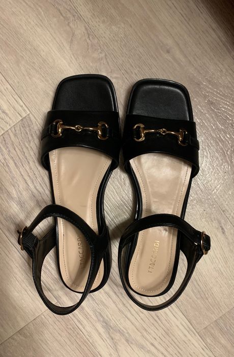 Босоножки женские сандалии