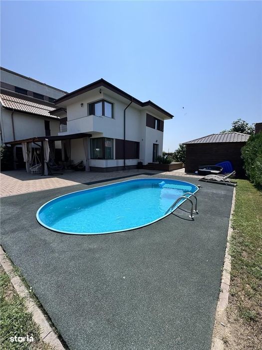 Vila Otopeni cu piscina si teren 1000 mp