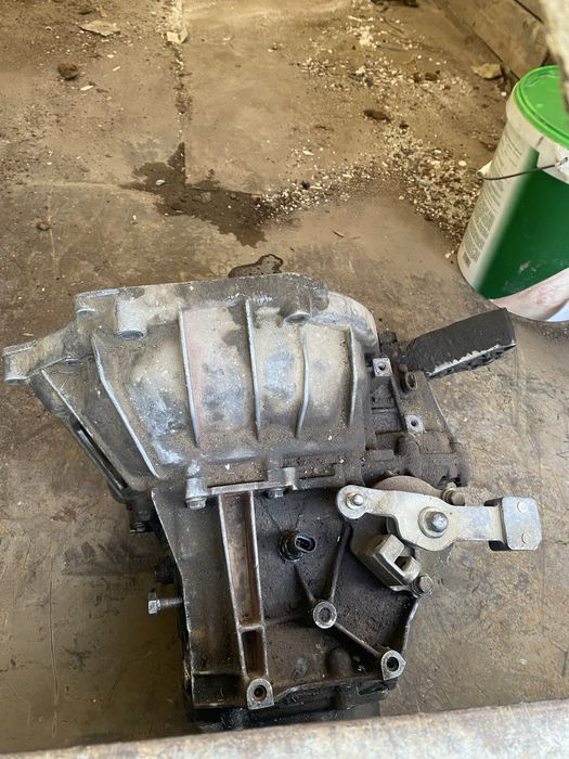 Рено каробка Грантадан тускен