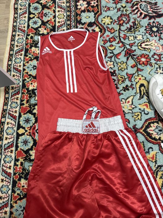 Adidas боксерски форма