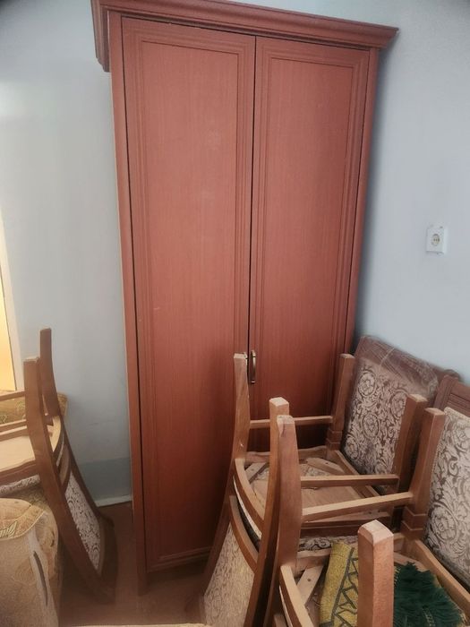 Рабочик столик, 2 шкафа и комплект диван 2 кресла