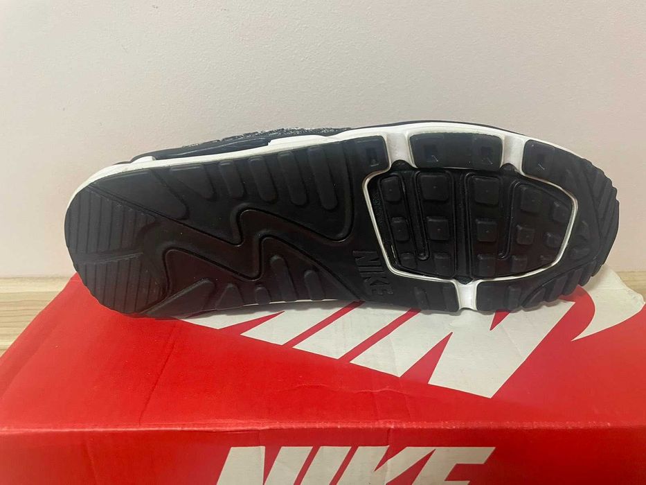 Оригинални мъжки маратонки Nike Air Max Flyknit Chukka SP 42 номер