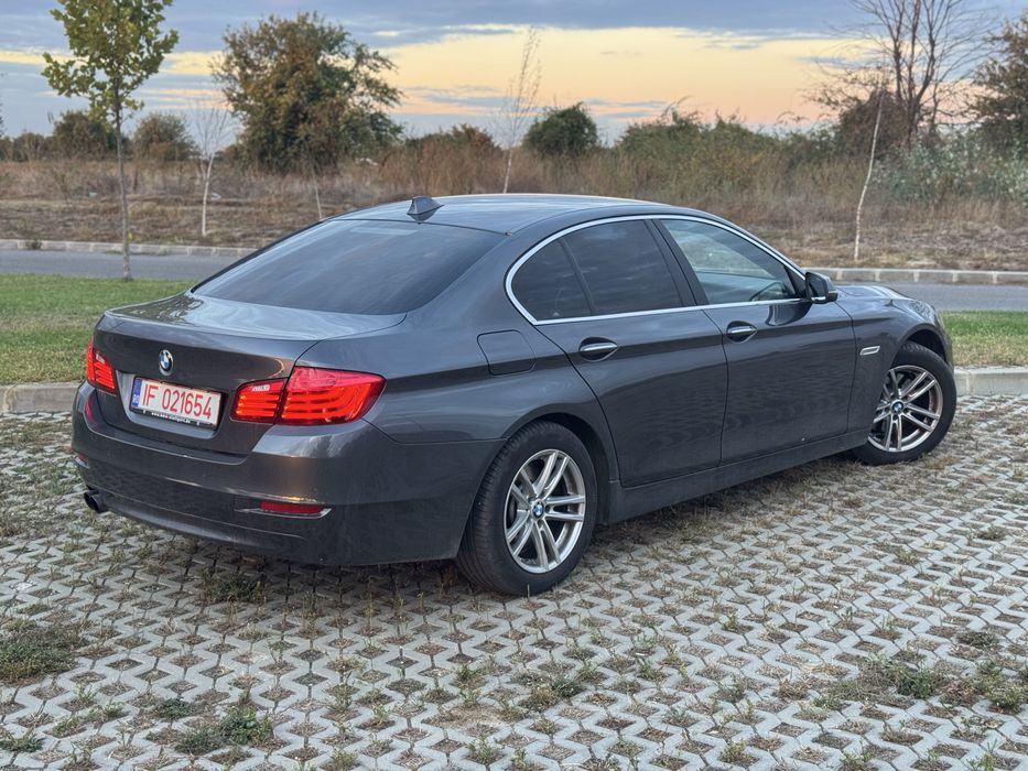 BMW Seria 5 520d F10 LCI | Bi-Xenon | B47 | Navigatie mare | Hi-Fi |