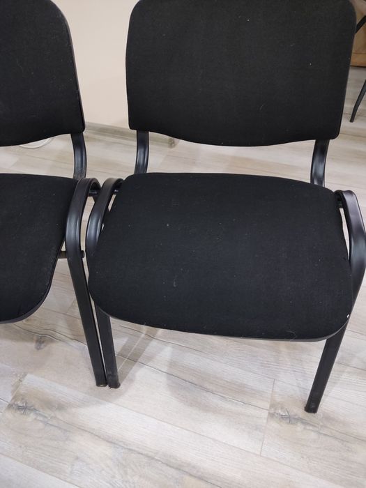 Посетителски столове