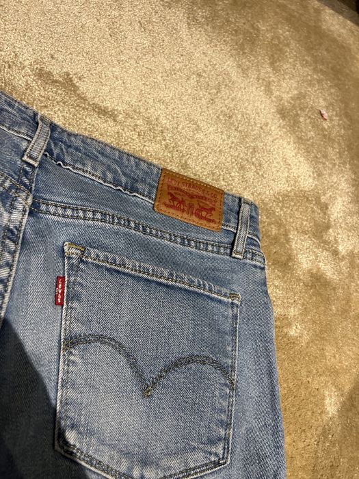 Blugi Levis skiny 38