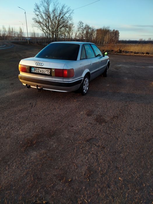 Продам ауди 80 б4