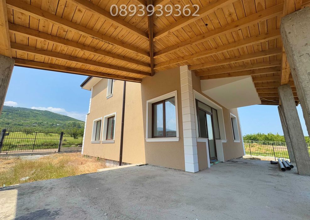 Продава се Къща в с. Брестник, Област Пловдив - 205 кв.м за 1400 €/кв.м - Снимка #6