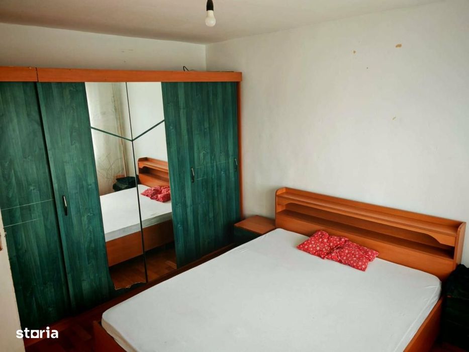 De vanzare Apartament 2 camere, zona Cetate.
