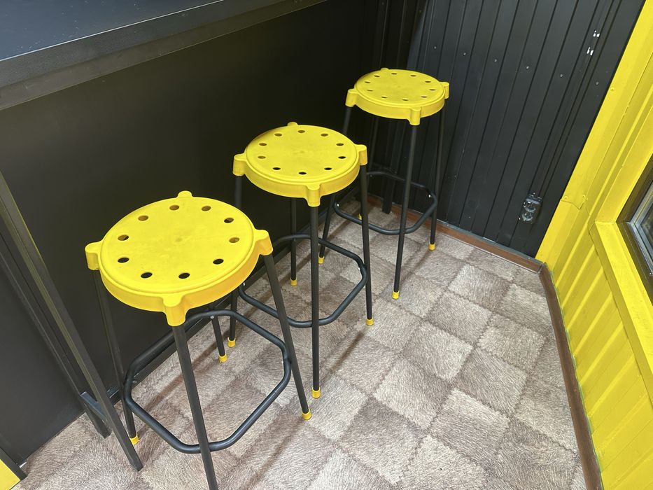 Продам стойку, столы, шкаф, стулья, столик