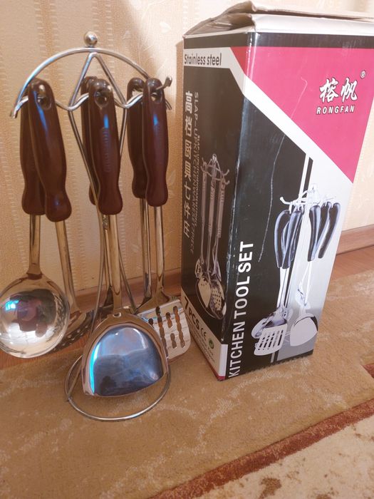 Набор для кухни 6 предметов новый