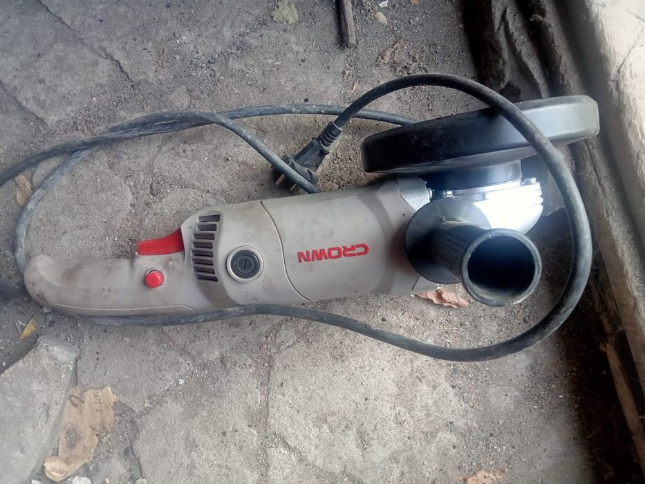 Продам инструменты в срочном порядке