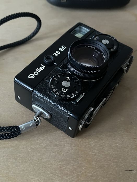Rollei 35se плёночный фотоаппарат