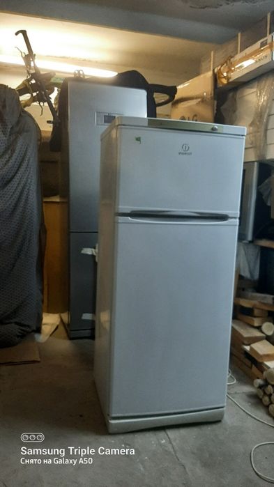 Продам холодильник