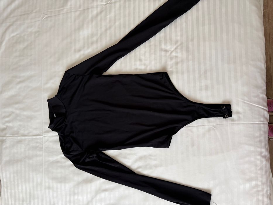 Блузи Zara, H&M, Bershka