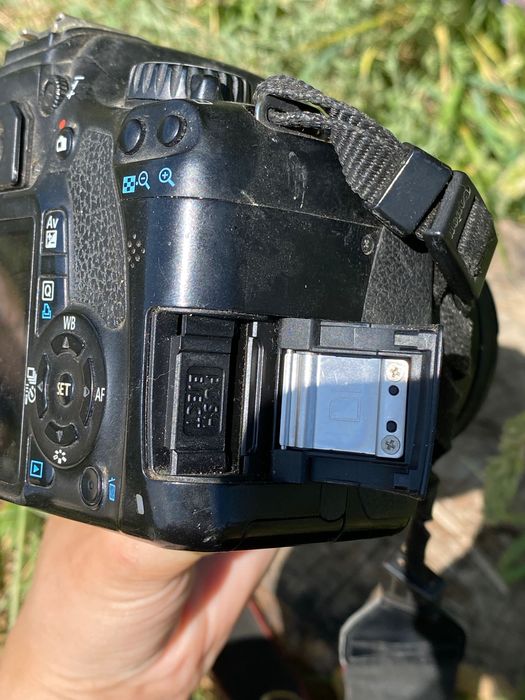 Фотоаппарат Canon 550D