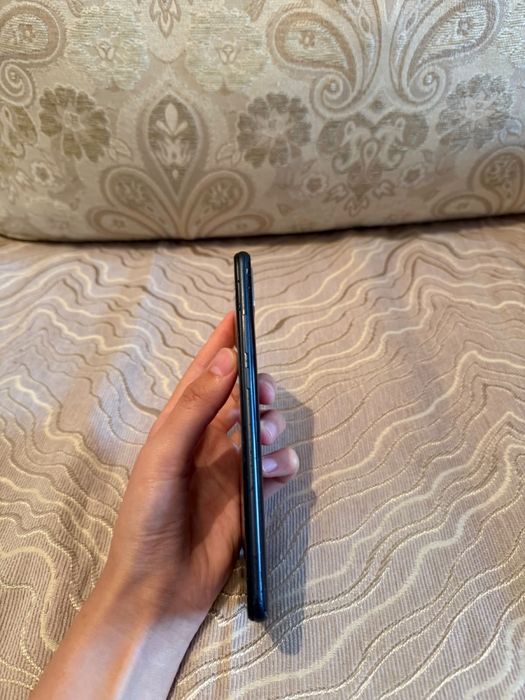 Samsung a32 64GB android