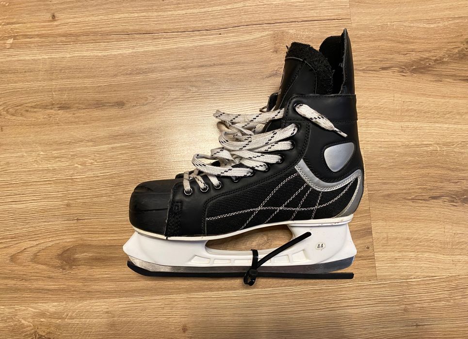 Patine barbati 44