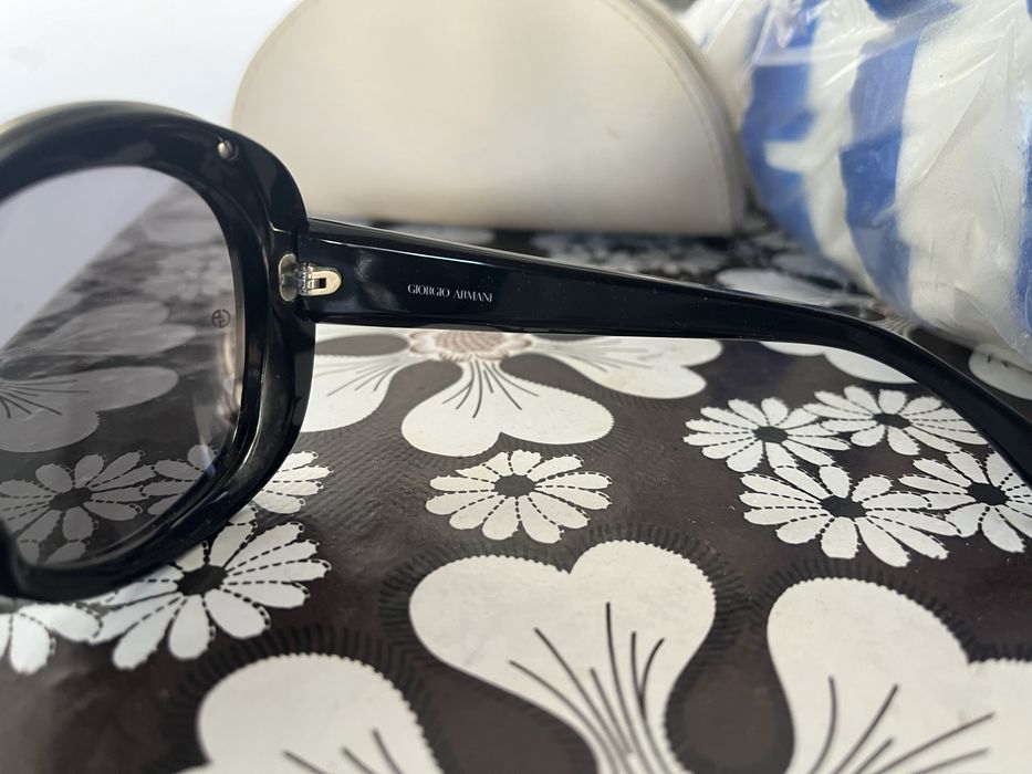 Дамски слънчеви очила giorgio armani