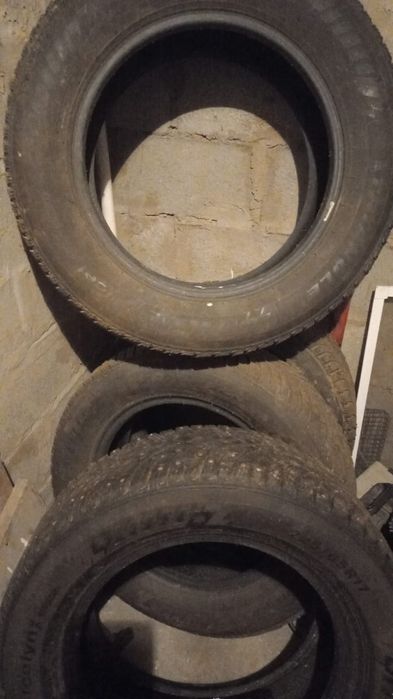 Продам шины с дисками на Subaru outback или Forester