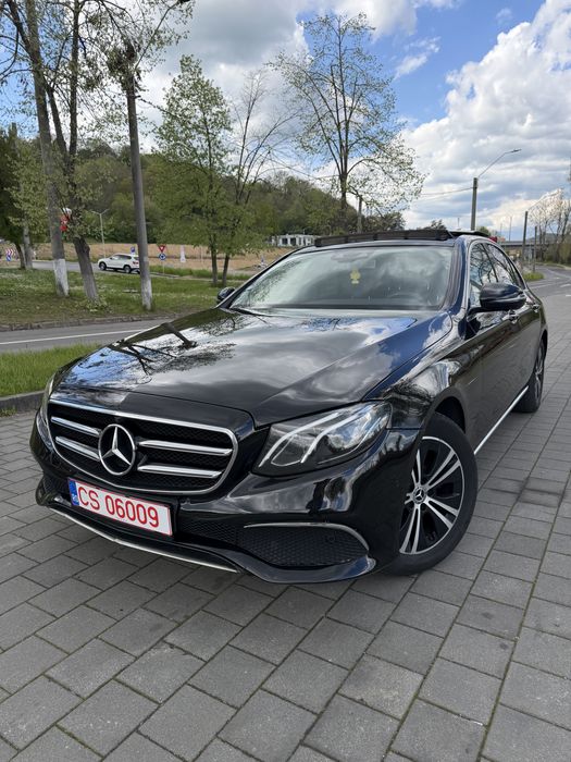 Mercedes Benz E220