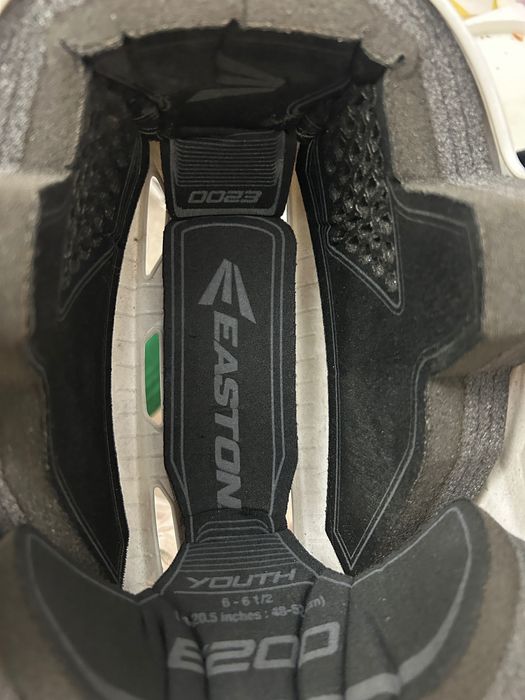 Детский шлем хоккейный 48-52р