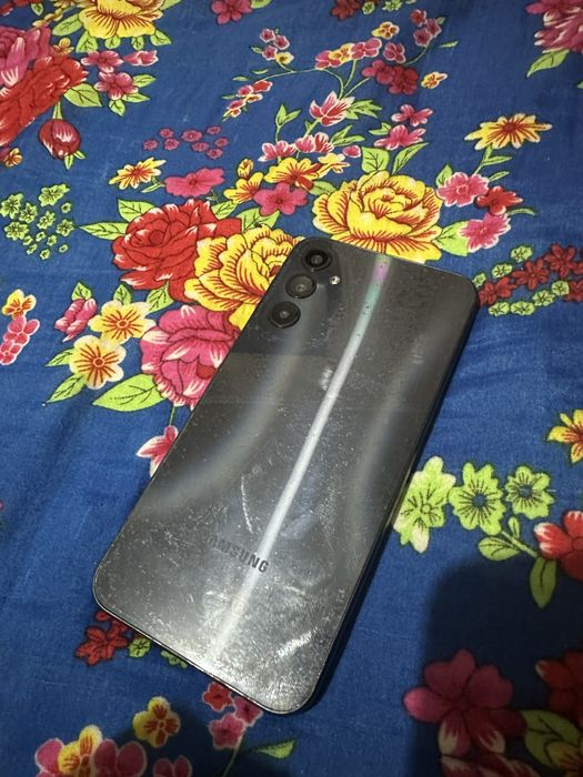 Samsung A24 128/6 iPhone 14 pro 256/99