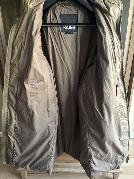 Пуховик мужской Rains