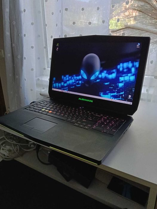 Laptop ALIENWARE 17 R2 i7-4710HQ GeForce GTX 980M 16GB RAM gaming ...