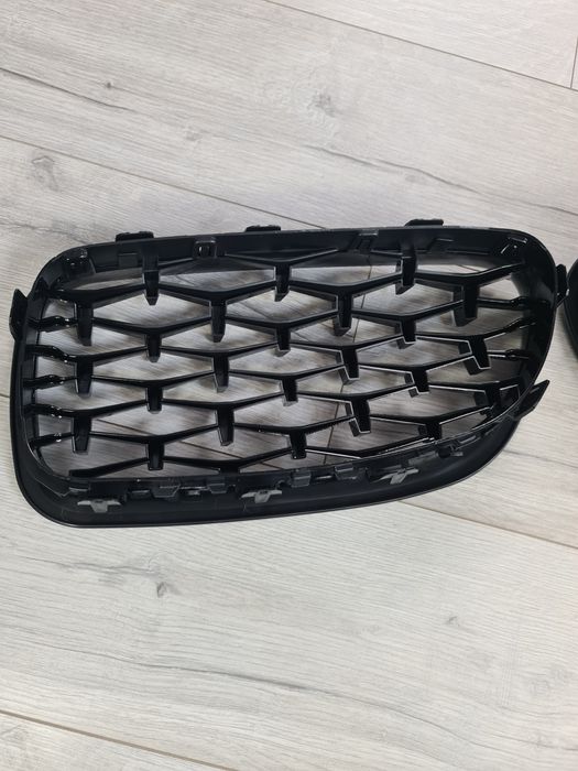 Grila-Diamond-Neagra-Full-Black-Bmw-Seria-5-F10-2010-2017-520-D-Xdrive
